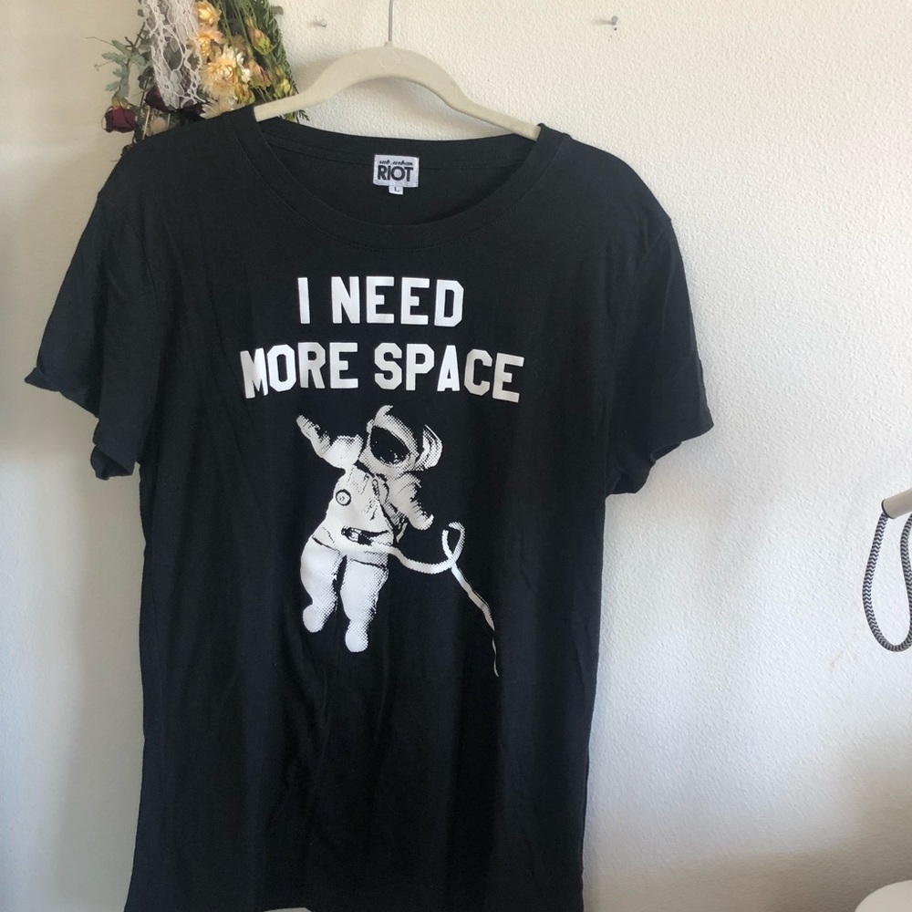Black graphic tee
